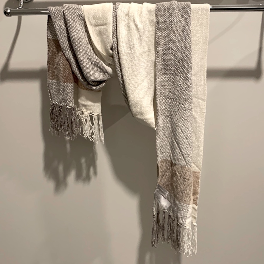 Scarf- brand new